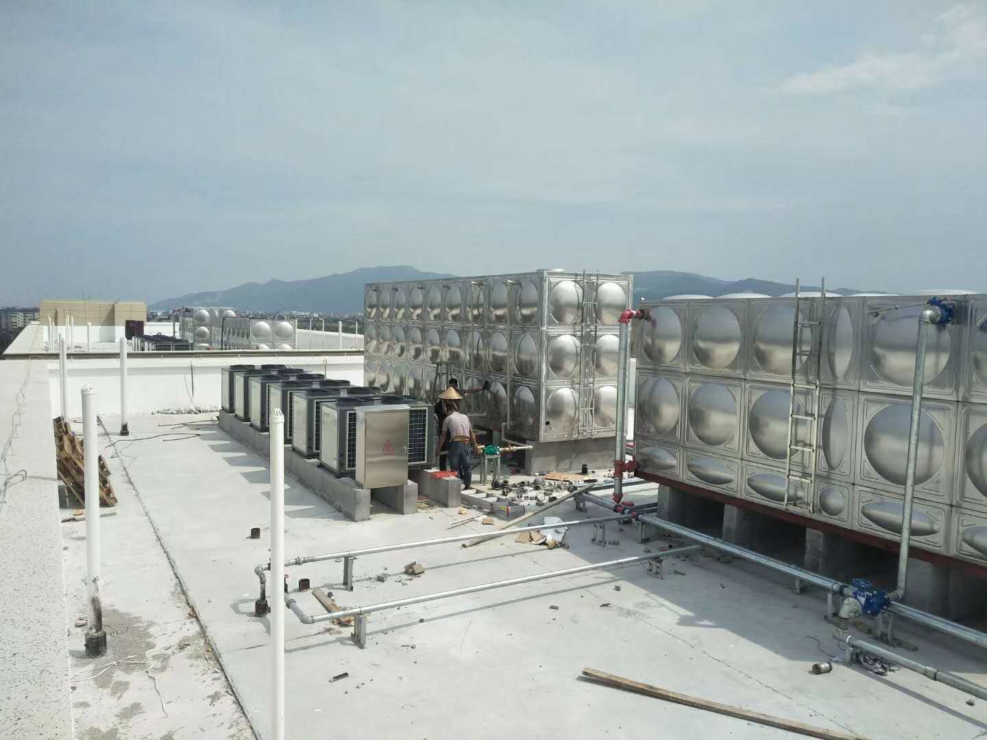 學(xué)校熱水工程